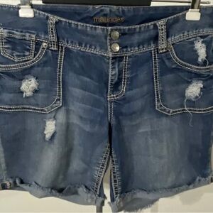 Maurices denim cut off stretch shorts women’s size 1438×7.5 distressed